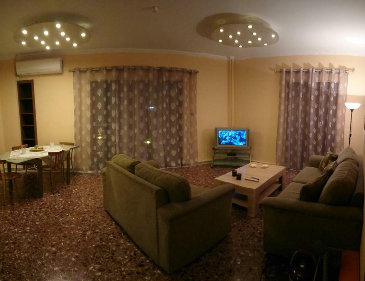 Marianas Inn เอเธนส์ ภายนอก รูปภาพ