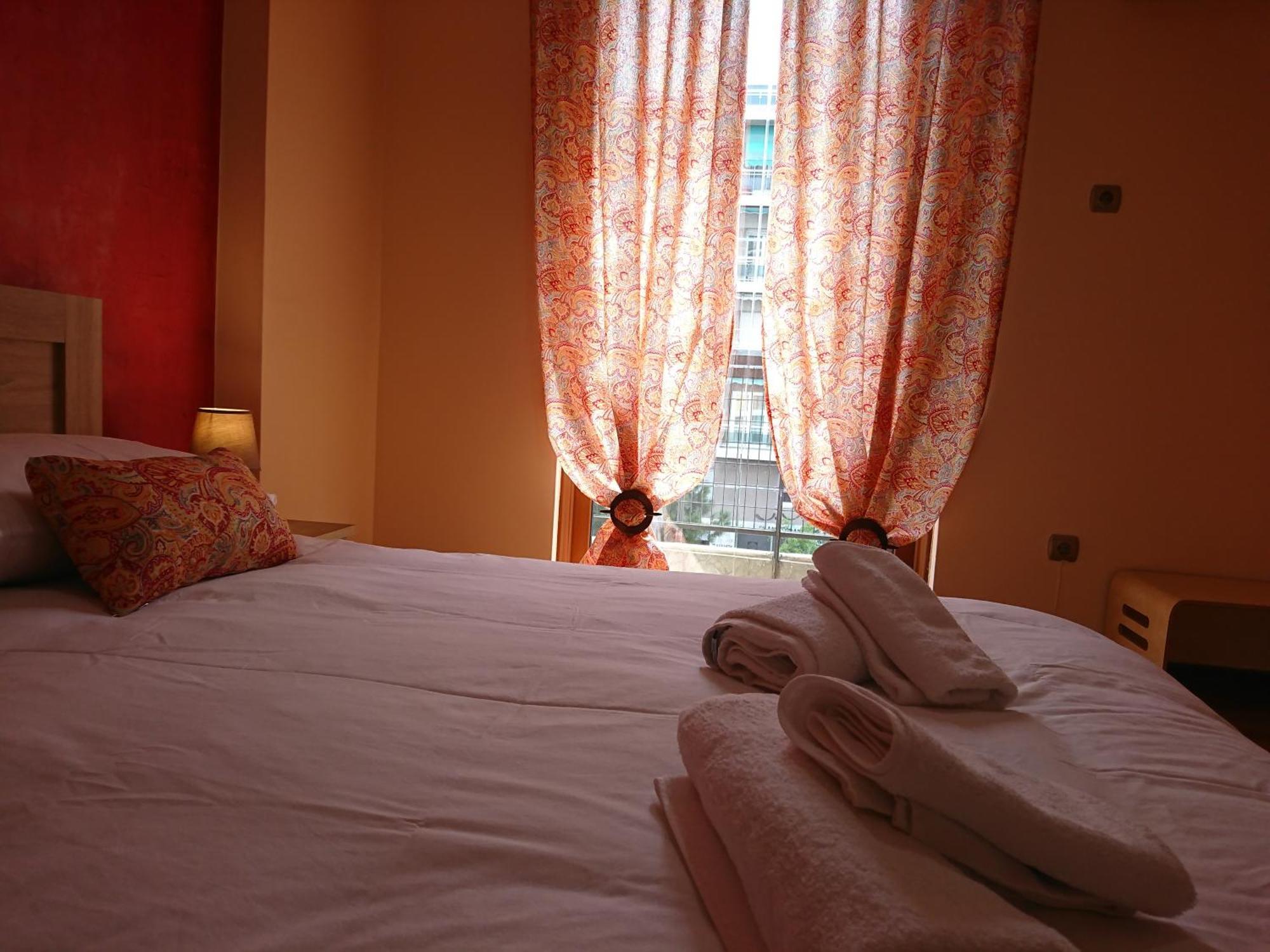Marianas Inn เอเธนส์ ภายนอก รูปภาพ
